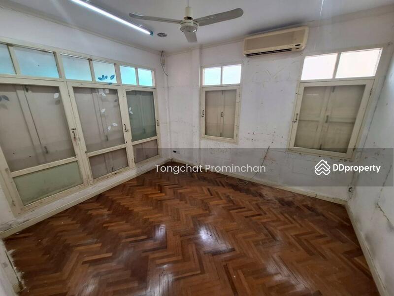 For Rent - standalone for rent, Sukhumvit, Klong Toei, Bangkok