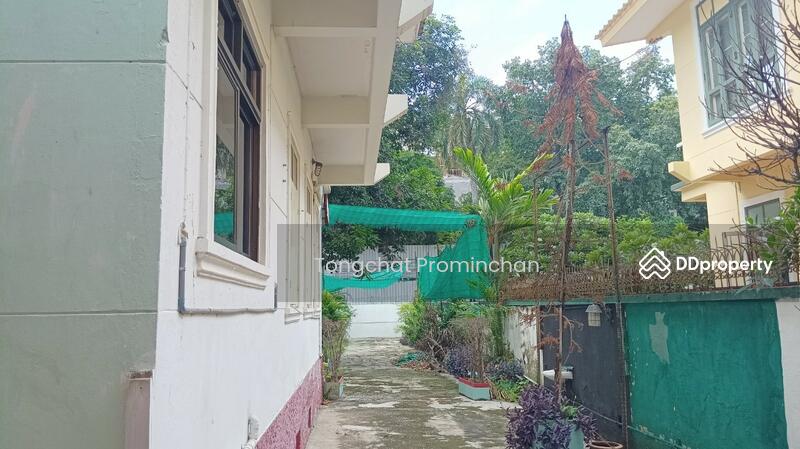 For Rent - standalone for rent, Sukhumvit, Klong Toei, Bangkok
