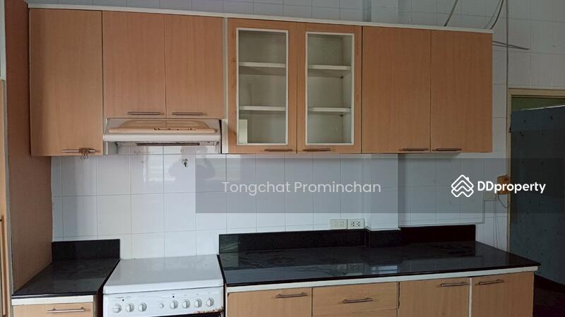 For Rent - standalone for rent, Sukhumvit, Klong Toei, Bangkok