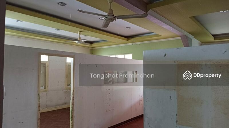 For Rent - standalone for rent, Sukhumvit, Klong Toei, Bangkok