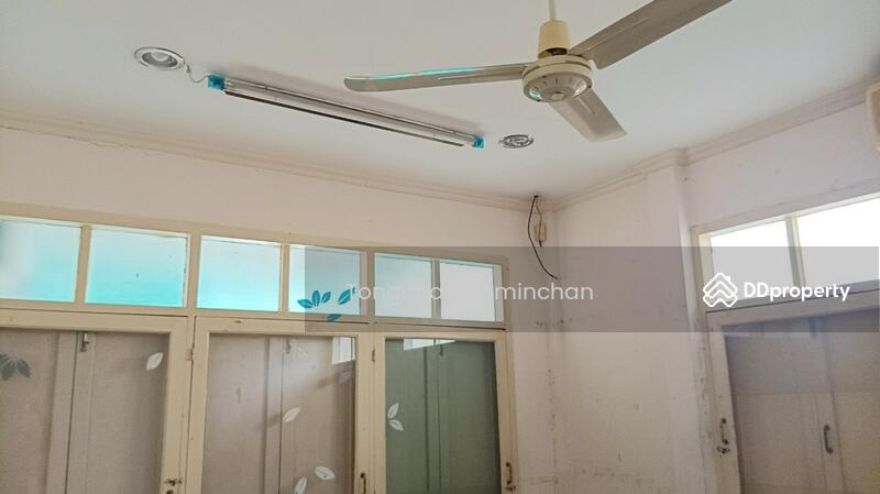 For Rent - standalone for rent, Sukhumvit, Klong Toei, Bangkok