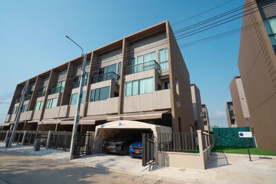 ขาย - โครงการบ้านกลางเมือง บางนา-วงแหวน (Baan Klang Muang Bangna-Wongwaen), สมุทรปราการ