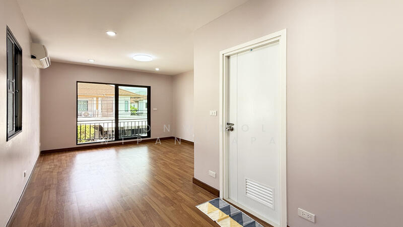 Pruksa Ville 73 Patthanakan, Bangkok, Soi Pattanakarn 38, Suan Luang, Bangkok, 3 Bedrooms, 135 sqm, Single Detached House For Rent, by Ponwimol Wipanarapai, 60065689 - DDproperty.com