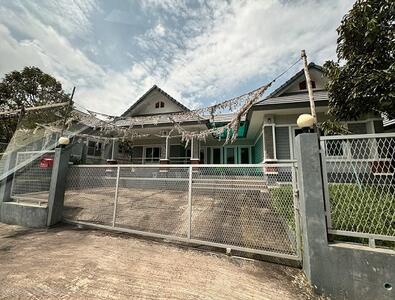 ขาย - บ้านเลขที่ 16/6 หมู่ที่ 2 หมู่บ้านโครงการ บีเดอริช ซอย เพ-แกลง-กร่ำ ซอย 9 ถนน เพ-แกลง-กร่ำ ตำบล แกล, ระยอง