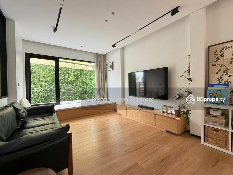 For Sale - Villa Arcadia Srinakarin, Samut Prakan