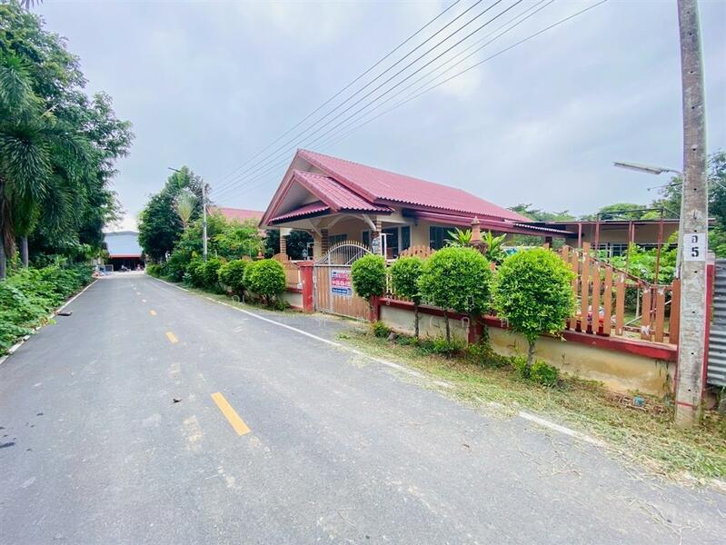 ขาย - บ้านเดี่ยว 1 ชั้น 98.7 ตร.ว. บ้านเดี่ยว ซอยอยู่เป็นสุข ถนนกาญจนาภิเษก ถนนเปาอินทร์ ปากเกร็ด นนทบุรี, นนทบุรี