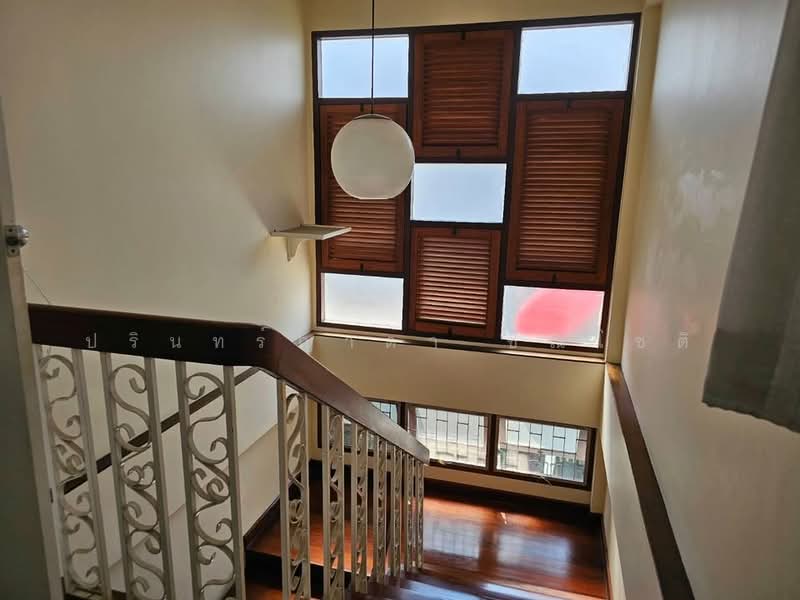 Single house Dusit-Ratchawat, Bangkok, Tanon Nakorn Chaisri, Dusit, Bangkok, 3 Bedrooms, 160 sqm, Single Detached House For Rent, by ปรินทร์ญาดา ชิณโชติ, 60067706 - DDproperty.com