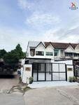 Baan Rompradu Phetkasem 104 : บ้านร่มประดู่ เพชรเกษม 104, นครปฐม
