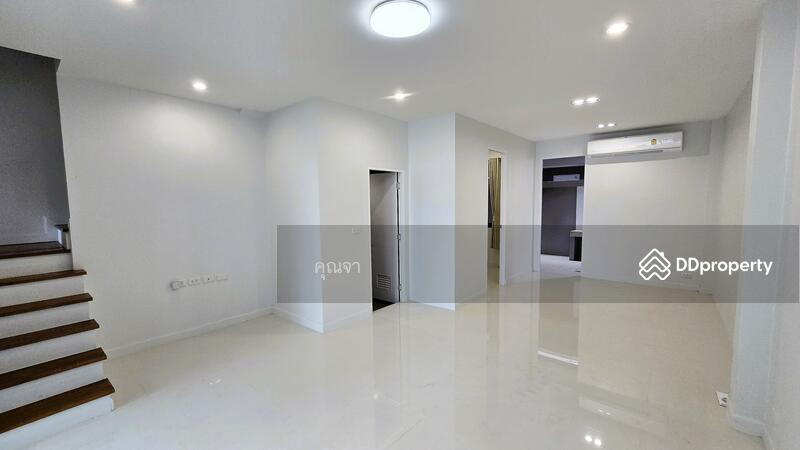 For Sale - หลังมุมหน้าโครงการ บ้านทรงนอร์ดิก ไม่เคยเข้าอยู่ ขาย ทาวน์โฮม หมู่บ้าน Assawin Village, Samut Songkhram