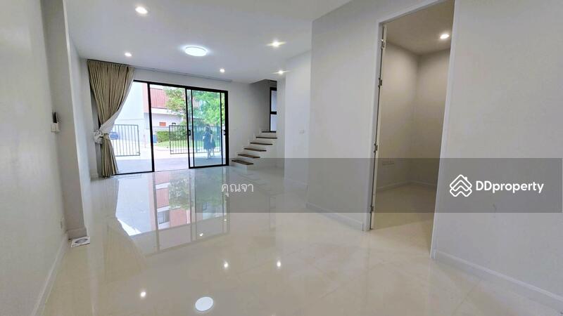 For Sale - หลังมุมหน้าโครงการ บ้านทรงนอร์ดิก ไม่เคยเข้าอยู่ ขาย ทาวน์โฮม หมู่บ้าน Assawin Village, Samut Songkhram