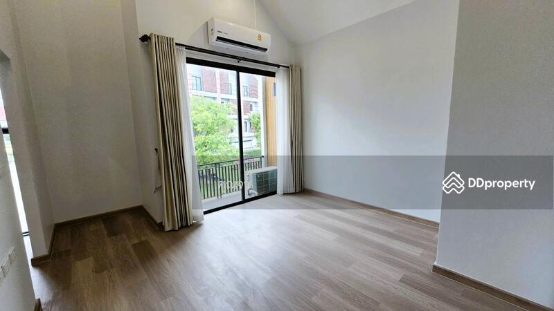 For Sale - หลังมุมหน้าโครงการ บ้านทรงนอร์ดิก ไม่เคยเข้าอยู่ ขาย ทาวน์โฮม หมู่บ้าน Assawin Village, Samut Songkhram