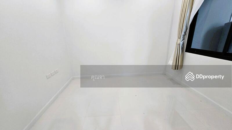 For Sale - หลังมุมหน้าโครงการ บ้านทรงนอร์ดิก ไม่เคยเข้าอยู่ ขาย ทาวน์โฮม หมู่บ้าน Assawin Village, Samut Songkhram