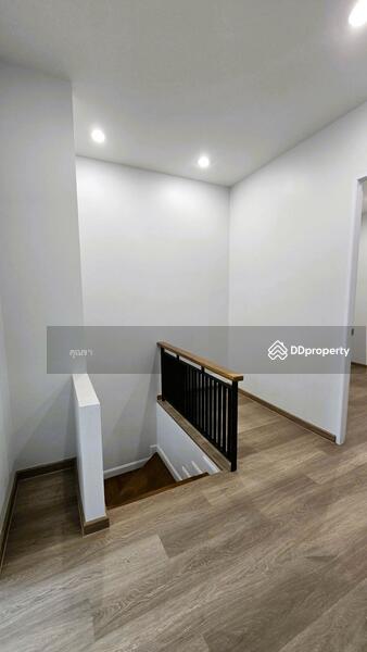 For Sale - หลังมุมหน้าโครงการ บ้านทรงนอร์ดิก ไม่เคยเข้าอยู่ ขาย ทาวน์โฮม หมู่บ้าน Assawin Village, Samut Songkhram