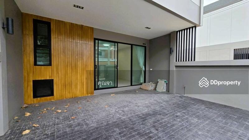 For Sale - หลังมุมหน้าโครงการ บ้านทรงนอร์ดิก ไม่เคยเข้าอยู่ ขาย ทาวน์โฮม หมู่บ้าน Assawin Village, Samut Songkhram