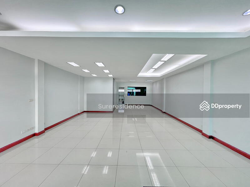 For Rent - commercial building Town in Town, Bangkok