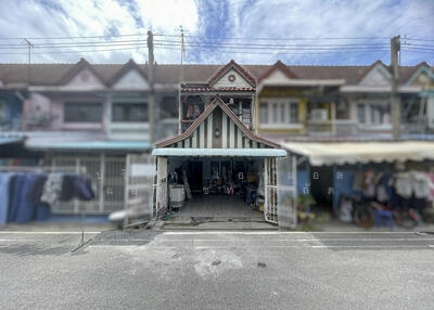 ขาย - ทาวน์เฮ้า 2 ชั้น หมู่บ้าน อ้อมน้อย หมู่ 5 พัฒนา พุทธมณฑลสาย 5, สมุทรสาคร