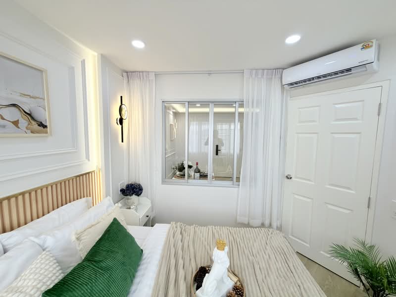 Lumpini Condo Town Bodindecha Ramkhamhaeng, Bangkok, Soi Ramkhamhaeng 43/1, Phlapphla, Wang Thonglang, Bangkok, 1 Bedroom, 28 sqm, Condo For Sale, by Pongpan Matkhao, 60069227 - DDproperty.com