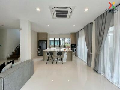 ขาย - แกรนด์ บางกอก บูเลอวาร์ด พระราม 9 – ศรีนครินทร์ : Grand Bangkok Boulevard Rama 9 - Srinakarindra, กรุงเทพ