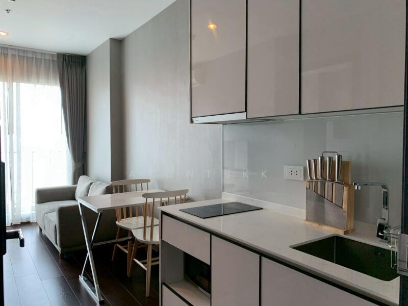 C Ekkamai, Bangkok, 888 Soi Sukhumvit 63, Sukhumvit Road, Khlong Tan Nua, Watthana, Bangkok, 1 Bedroom, 30 sqm, Condo For Rent, by Agentbkk, 60070563 - DDproperty.com