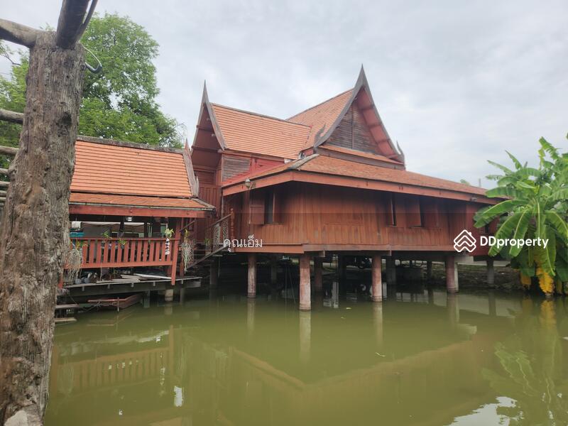ขาย - บ้านทรงไทยแท้ บนบ่อน้ำส่วนตัว ใจกลางบางกรวย นนทบุรี (ซอยหมู่บ้านธนากร 2), นนทบุรี