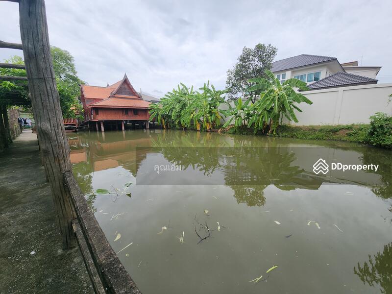 ขาย - บ้านทรงไทยแท้ บนบ่อน้ำส่วนตัว ใจกลางบางกรวย นนทบุรี (ซอยหมู่บ้านธนากร 2), นนทบุรี