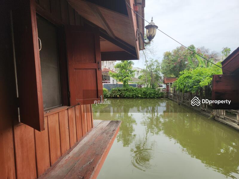 ขาย - บ้านทรงไทยแท้ บนบ่อน้ำส่วนตัว ใจกลางบางกรวย นนทบุรี (ซอยหมู่บ้านธนากร 2), นนทบุรี