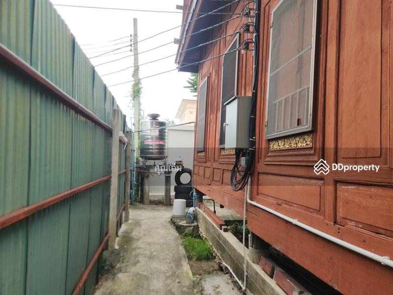 ขาย - บ้านทรงไทยแท้ บนบ่อน้ำส่วนตัว ใจกลางบางกรวย นนทบุรี (ซอยหมู่บ้านธนากร 2), นนทบุรี