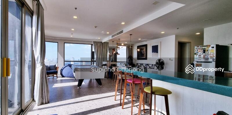 For Sale - AERAS Beachfront Condominium Jomtien, Chon Buri