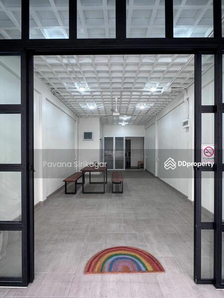 ให้เช่า - 2-Br Townhouse near BTS Bang Chak, กรุงเทพ