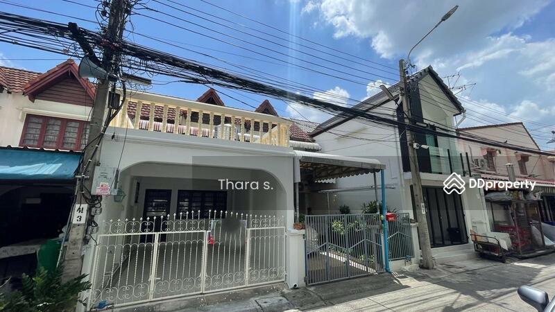 ขาย - ทาวน์เฮ้าส์ 2 ชั้น 22 ตร.วา ประชาชื่น ซอย 8, นนทบุรี
