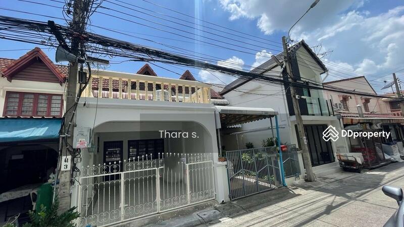 ขาย - ทาวน์เฮ้าส์ 2 ชั้น 22 ตร.วา ประชาชื่น ซอย 8, นนทบุรี