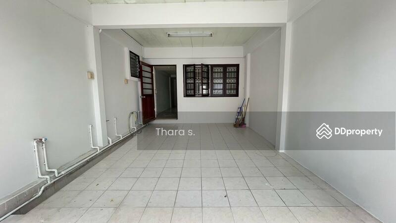 ขาย - ทาวน์เฮ้าส์ 2 ชั้น 22 ตร.วา ประชาชื่น ซอย 8, นนทบุรี