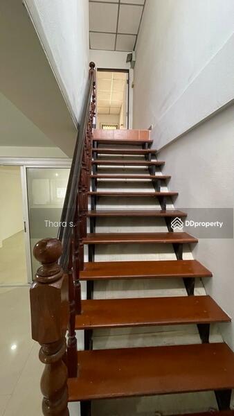 ขาย - ทาวน์เฮ้าส์ 2 ชั้น 22 ตร.วา ประชาชื่น ซอย 8, นนทบุรี