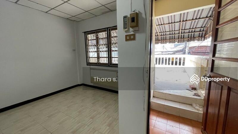 ขาย - ทาวน์เฮ้าส์ 2 ชั้น 22 ตร.วา ประชาชื่น ซอย 8, นนทบุรี
