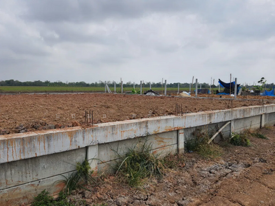 ขาย - ขายที่ดินถมแล้ว 100 ตร.ว. พร้อมกำแพงล้อมรอบ คลอง 4 คลองหลวง ปทุมธานี ที่ดินสวย ขนาดกำลังดี, ปทุมธานี