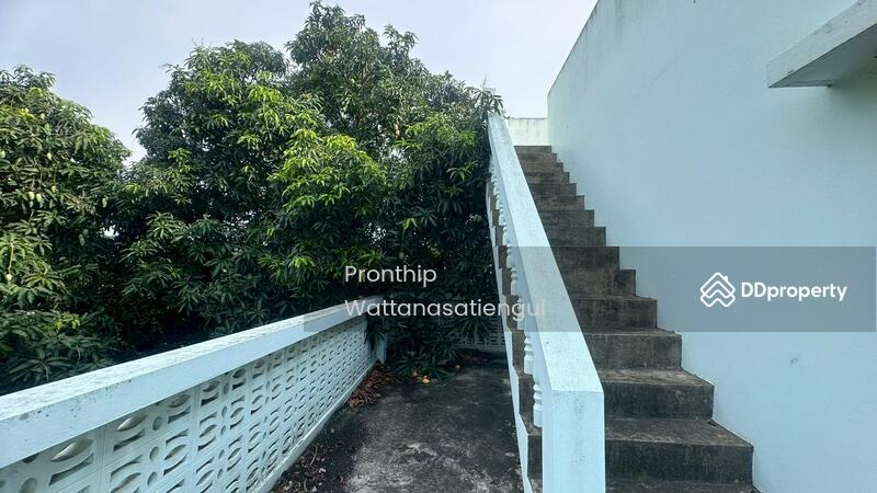 For Rent - Commercial Land for Rent with House and Row Units – Prime Location in Chonburi, Chon Buri