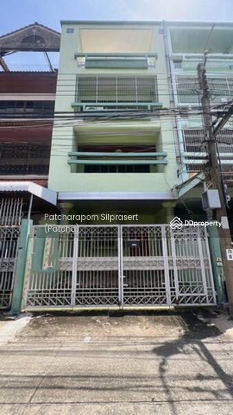 ขาย - ขายทาวน์เฮ้าส์ 4ชั้น ทำเลดี พื้นที่ใช้สอยกว้างขวาง แหล่งชุมชน ย่านเศรษฐกิจ ถ.สุขุมวิท กรุงเทพมหานคร, กรุงเทพ
