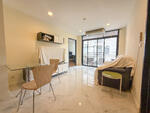 Green Point Silom : กรีนพอยท์ สีลม, กรุงเทพ