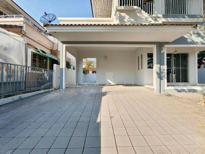 ขายบ้านเดี่ยว พฤกษ์ลดา 2 ลำลูกกาคลอง 4 รีโนเวทใหม่ทั้งหลัง พื้นรอบบ้านทำคอนกรีตปั๊มลาย, ปทุมธานี, ไสวประชาราษฎร์, ลาดสวาย, ลำลูกกา, ปทุมธานี, 150 ตร.ม., บ้านเดี่ยว ขาย, โดย CHAWALIT KONGSAKPAIBUL, 60072340 - DDproperty.com