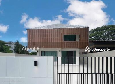 ขาย - ขาย บ้านเดี่ยว รีโนเวทใหม่ทั้งหลัง ซอยพัฒนาการ 69 (SPSAD3068), กรุงเทพ