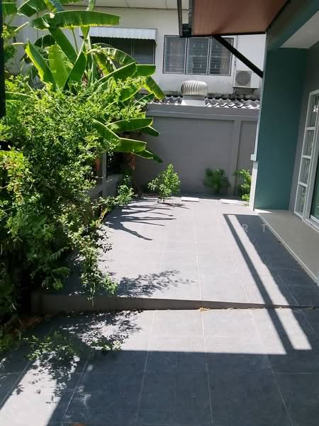 บ้านแฝด ใน ม. บุรีรมย์ ถนนเลียบคลองสอง 23, กรุงเทพ, สามวาตะวันตก, คลองสามวา, กรุงเทพ, 200 ตร.ม., บ้านเดี่ยว ขาย, โดย penn_property, 60073040 - DDproperty.com