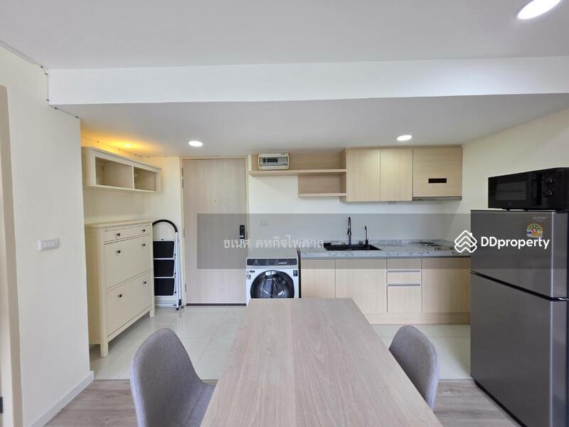 For Sale - Focus on Saladaeng condominium, Bangkok