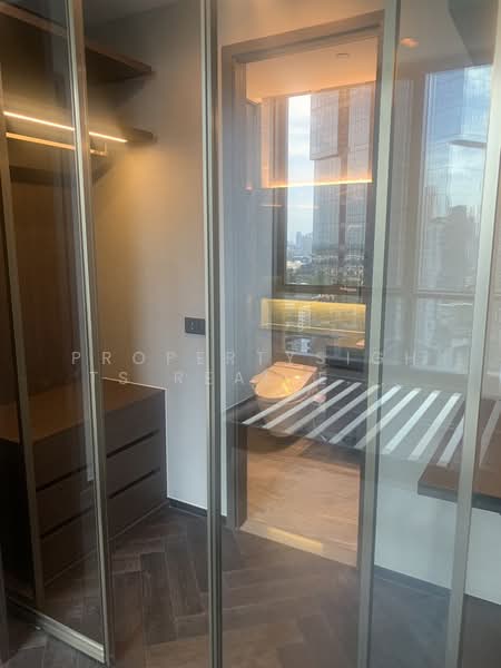 The Esse Sukhumvit 36, Bangkok, Soi Sukhumvit 36, Sukhumvit Road, Phra Kanong, Khlong Toei, Bangkok, 1 Bedroom, 38 sqm, Condo For Rent, by PROPERTYSIGHTS REAL ESTATE, 60075103 - DDproperty.com