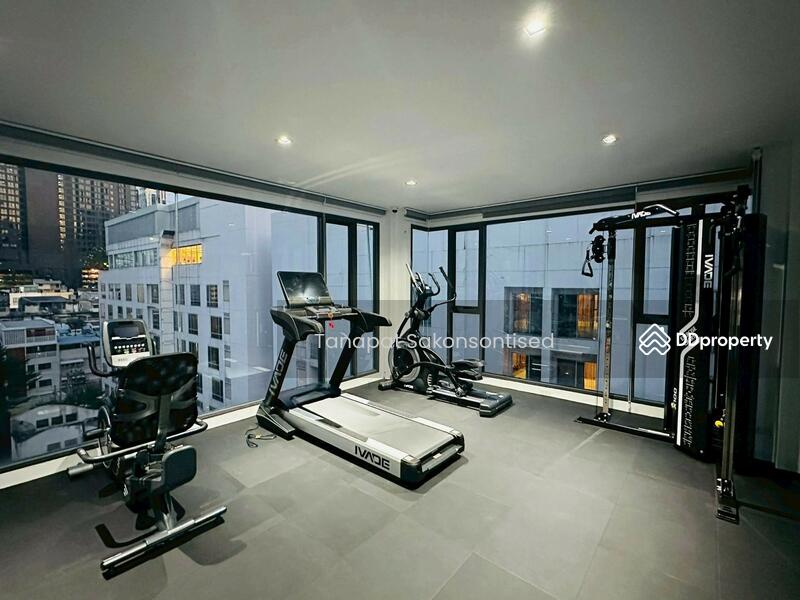 For Rent - 6th Avenue Sukhumvit 15, Bangkok