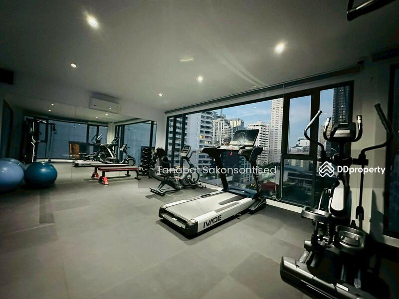 For Rent - 6th Avenue Sukhumvit 15, Bangkok