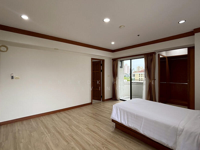 Centre Point Residence Phromphong : เซ็นเตอร์พ้อยท์ เรสซิเด้นซ์ พร้อมพงษ์, กรุงเทพ, ซ.สุขุมวิท39, คลองตันเหนือ, วัฒนา, กรุงเทพ, 325 ตร.ม., คอนโด ให้เช่า, โดย Bangkok House Living, 60075223 - DDproperty.com