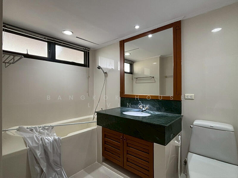 Centre Point Residence Phromphong : เซ็นเตอร์พ้อยท์ เรสซิเด้นซ์ พร้อมพงษ์, กรุงเทพ, ซ.สุขุมวิท39, คลองตันเหนือ, วัฒนา, กรุงเทพ, 325 ตร.ม., คอนโด ให้เช่า, โดย Bangkok House Living, 60075223 - DDproperty.com