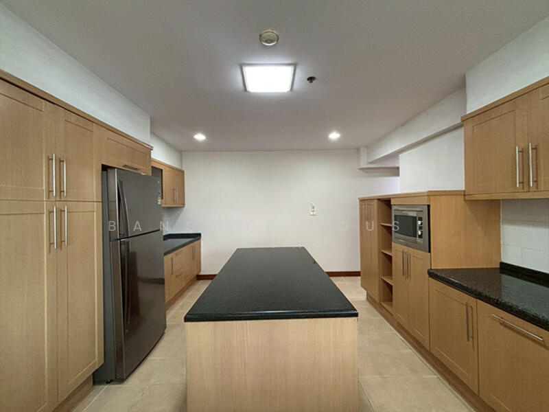 Centre Point Residence Phromphong : เซ็นเตอร์พ้อยท์ เรสซิเด้นซ์ พร้อมพงษ์, กรุงเทพ, ซ.สุขุมวิท39, คลองตันเหนือ, วัฒนา, กรุงเทพ, 325 ตร.ม., คอนโด ให้เช่า, โดย Bangkok House Living, 60075223 - DDproperty.com