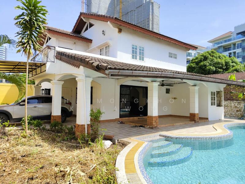 บ้าน 2  บนเขาพระตำหนัก พื้นที่ใช้สอย 280 ตรม.