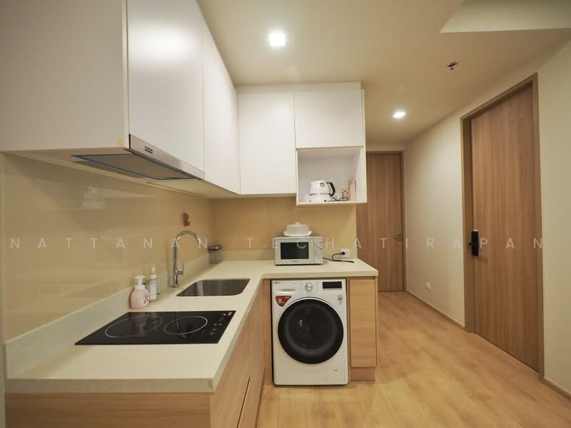 Noble Around Sukhumvit 33, Bangkok, 17 Soi Sukhumvit 33, Khlong Tan Nua, Watthana, Bangkok, 2 Bedrooms, 65 sqm, Condo For Sale, by Nattanan Techatirapan, 60075662 - DDproperty.com